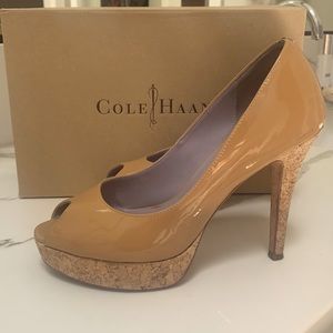 Cole Haan Nude patent leather platform heel. Size 7